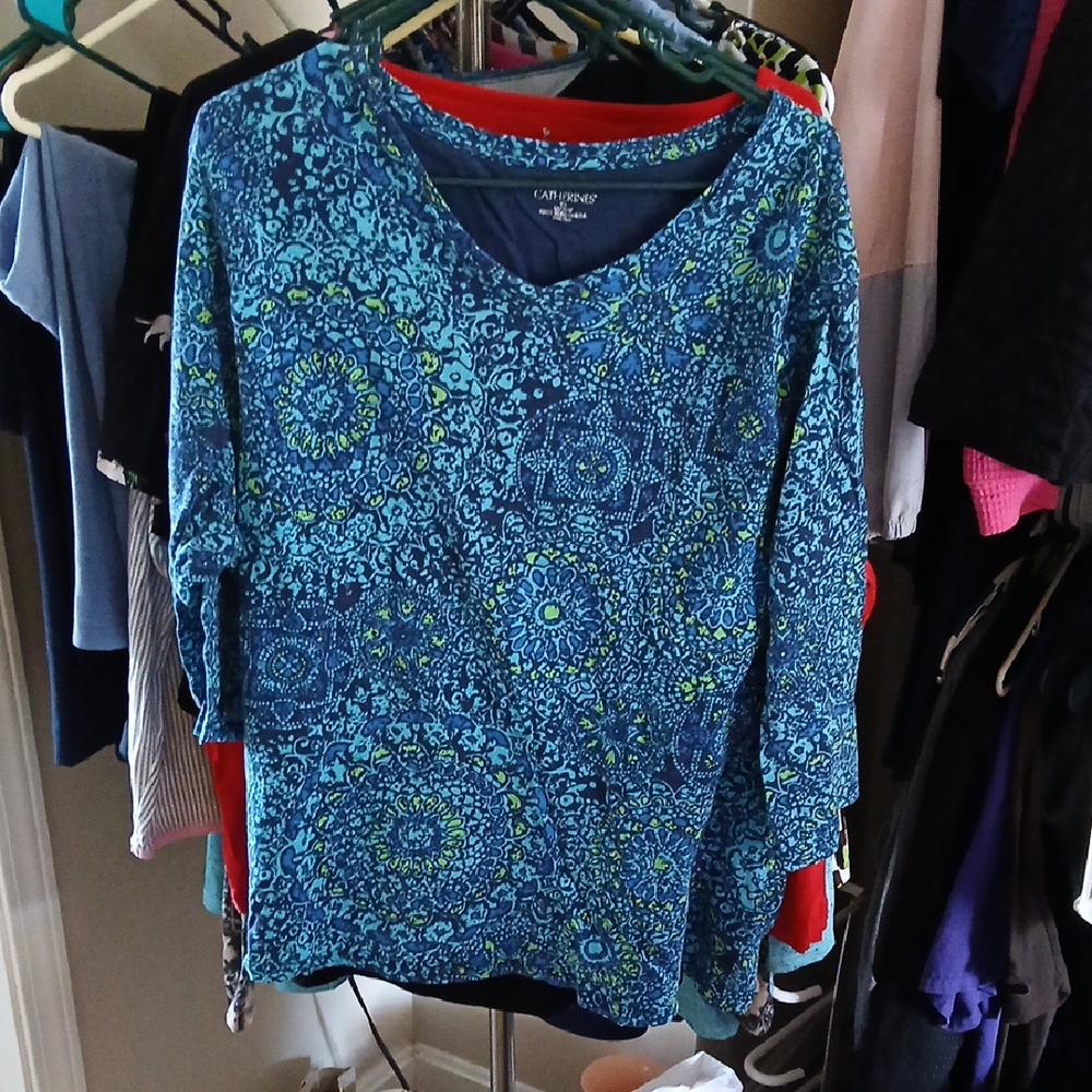 East 5th Women's Teal and Navy Patterned Blouse